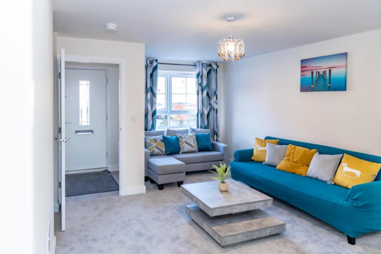 فيلا Stunning 3-Bed Risa House In Beeston نوتينغهام المظهر الخارجي الصورة